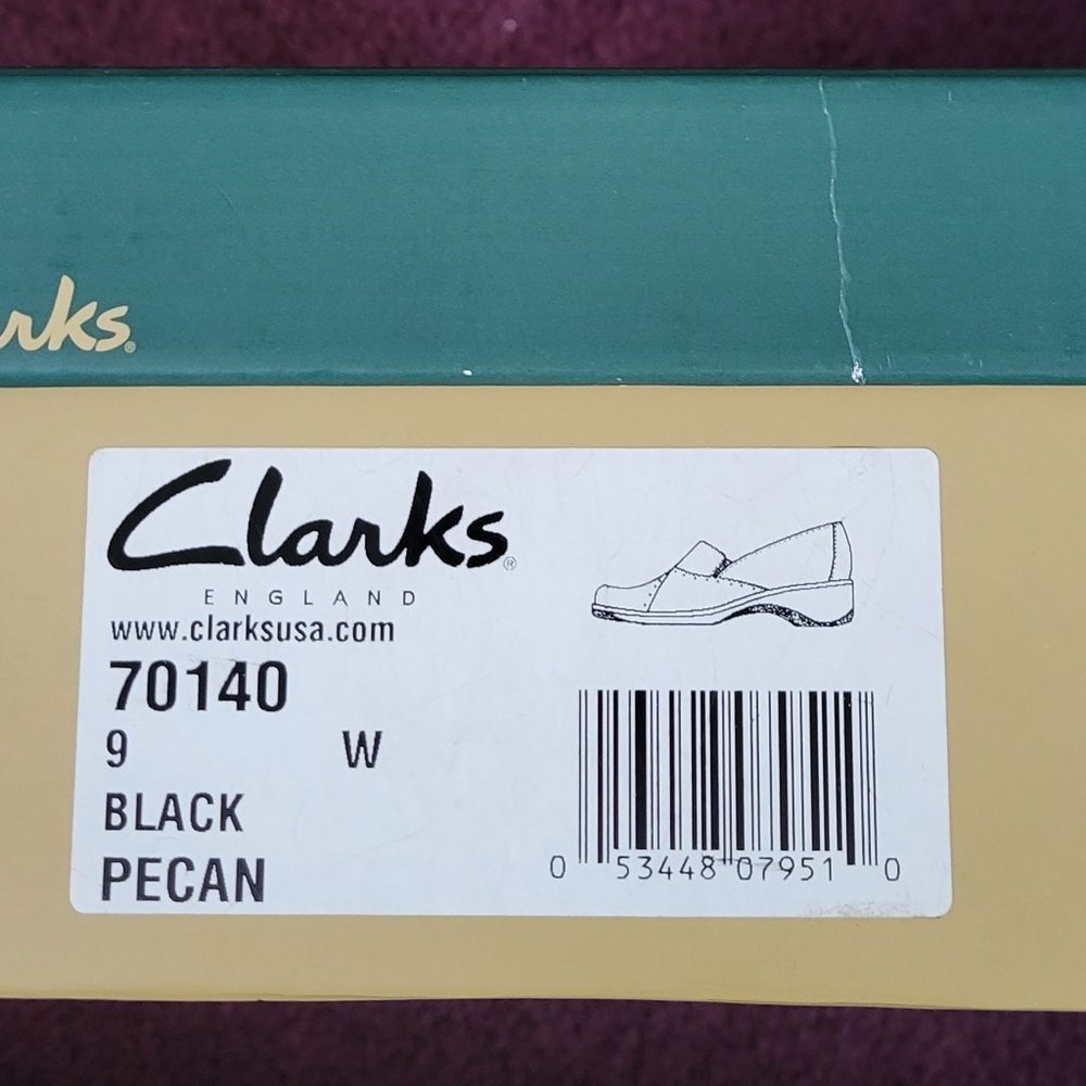 CLARKS Women's Black Leather Slip-On Loafers Heel Comfort Shoes 70140 Size 9W